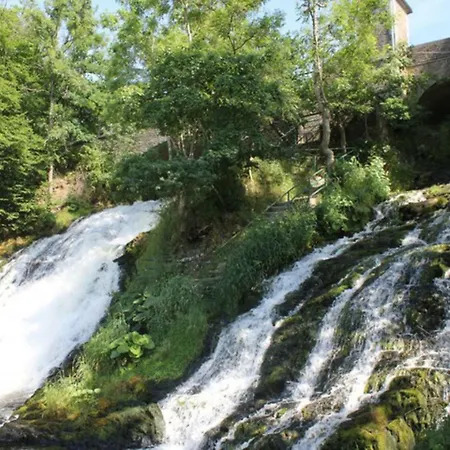 Chalet Droles D'ecureuils Beauraing